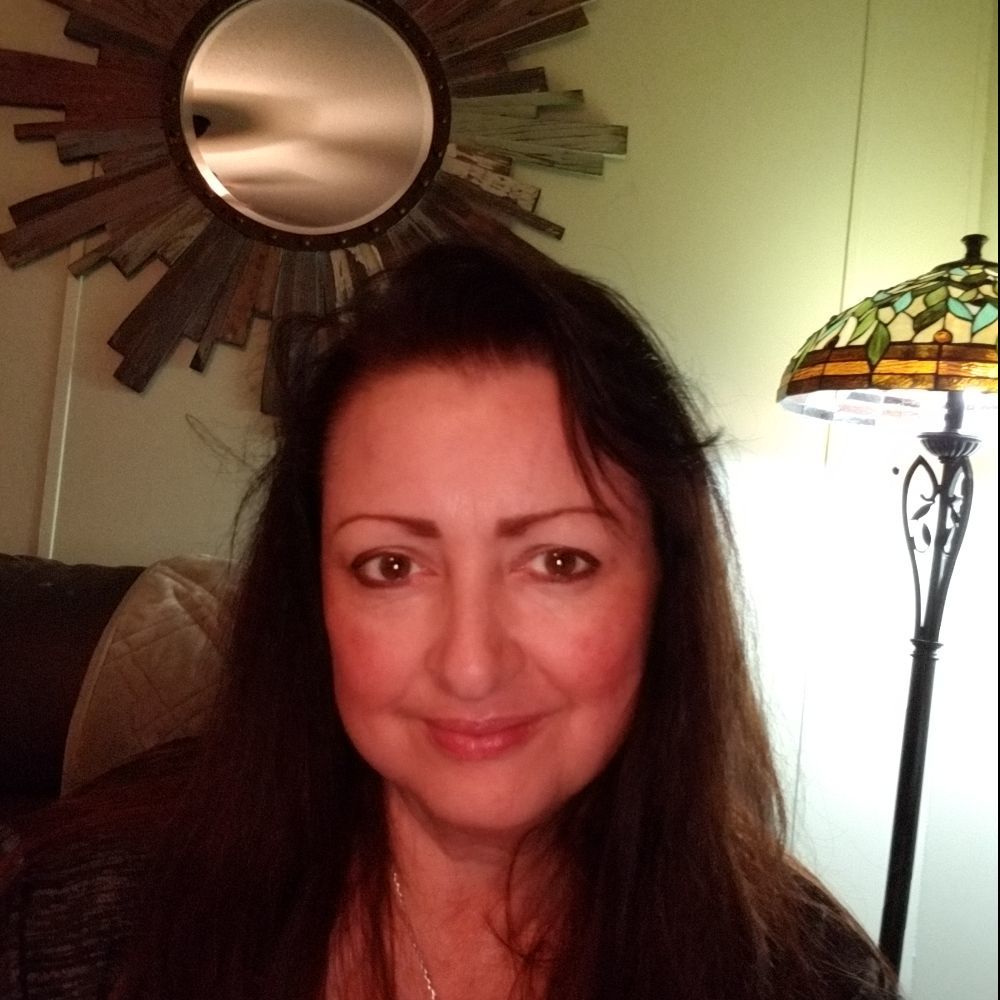 Meet your Posher, Amy donna